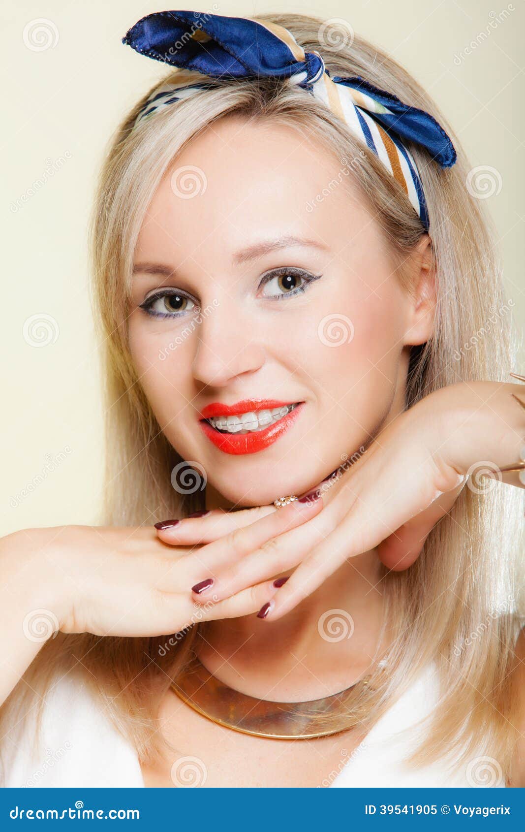 Blonde girl with braces cum facial