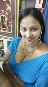Desi bhabhi hot blouse