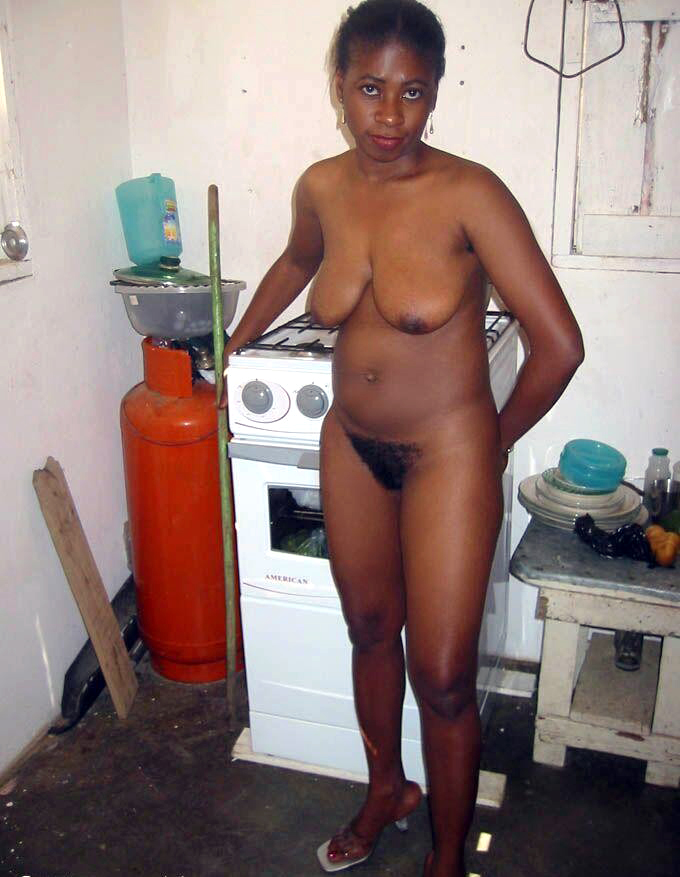 Amateur nude african women