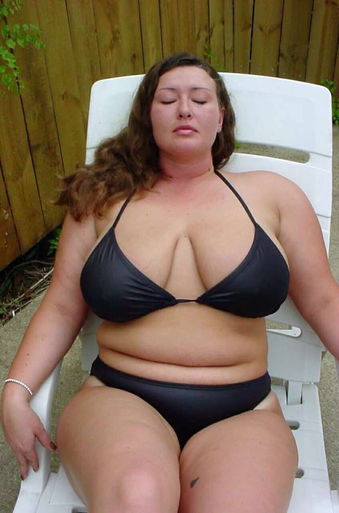 Bikini bbw hot. images. boobs tits