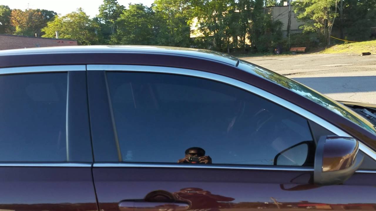 Window tint windshield strip