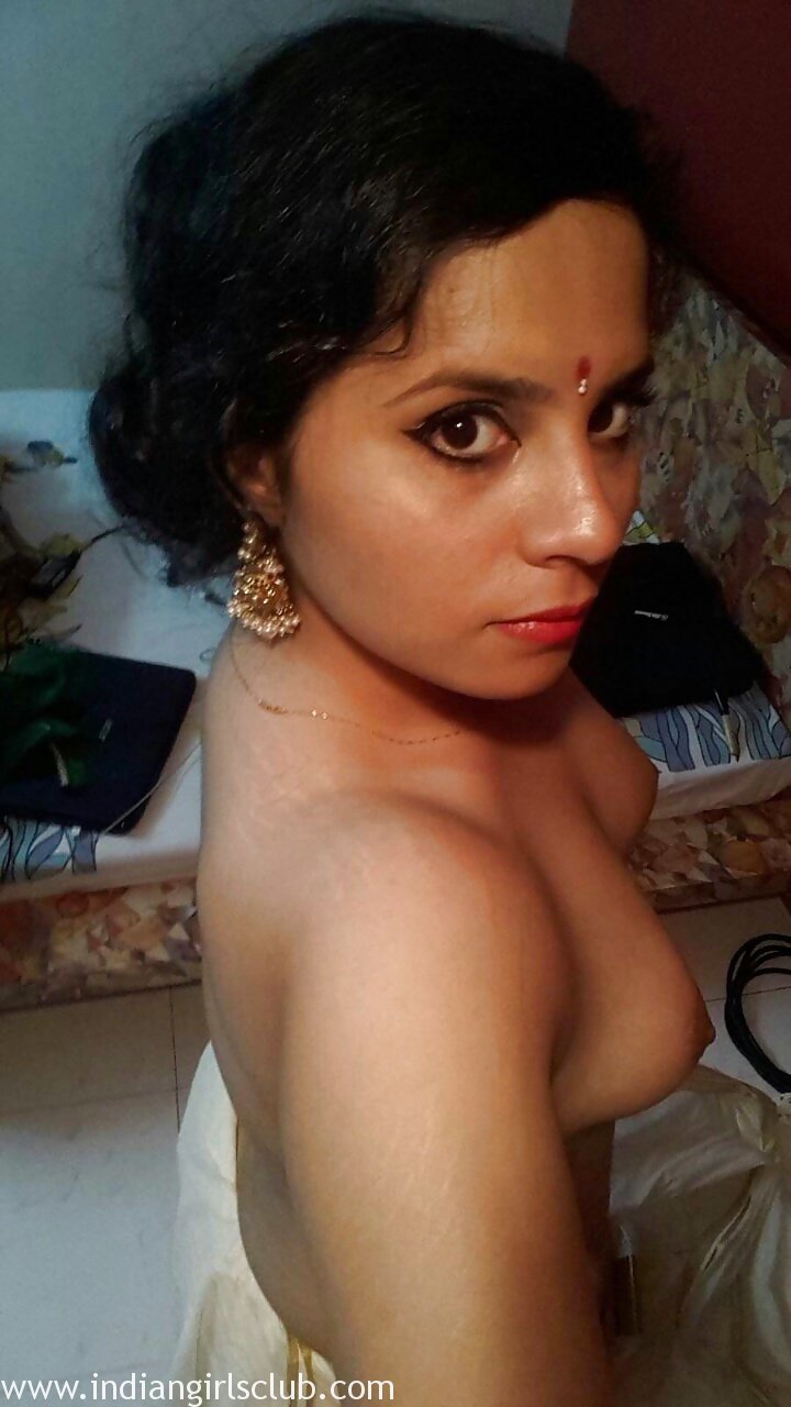 Photo of nude indian wife