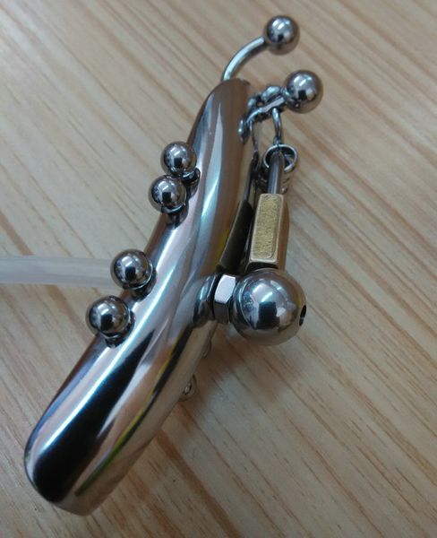 Pussy labia piercing lock