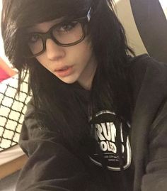 Emo girls with glasses porn