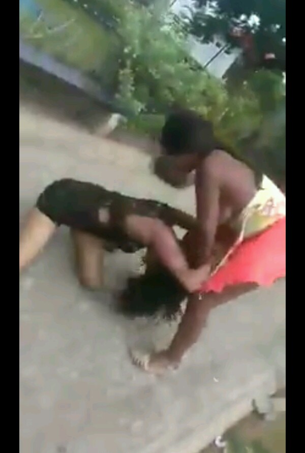 Girls naked naija fighting