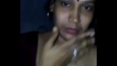 Indian aunty boobs south