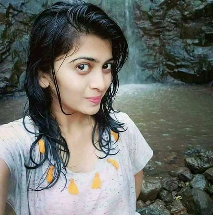 Indian hot girls sexy pics