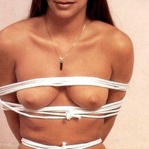 Floss string bikini pussy