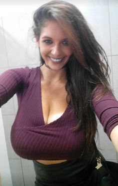 Nice big boobs selfie
