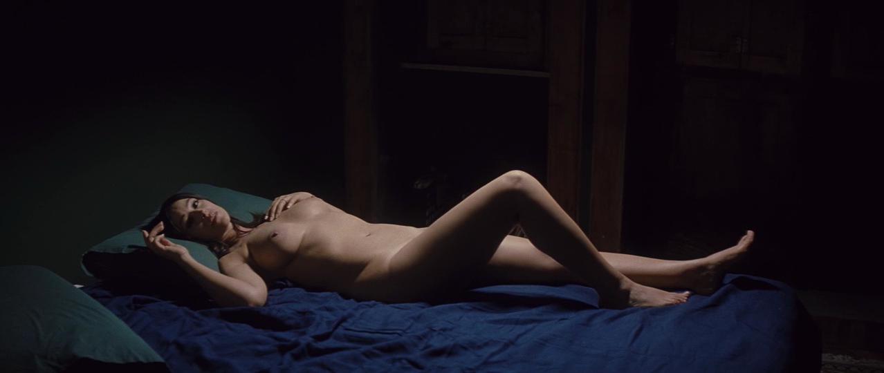 Monica bellucci hot naked pics