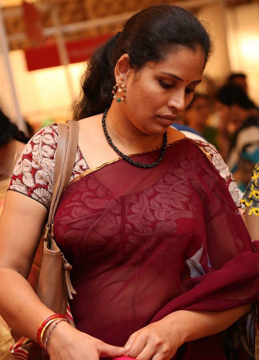 Saree in blouse sexy aunty mallu