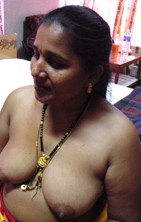 Desi aunties bigboobs naked photos