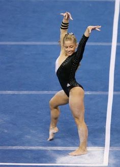 Olympic gymnast shawn johnson ass