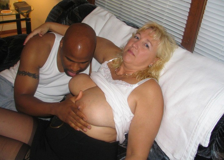 Old women getting fucked by blacks