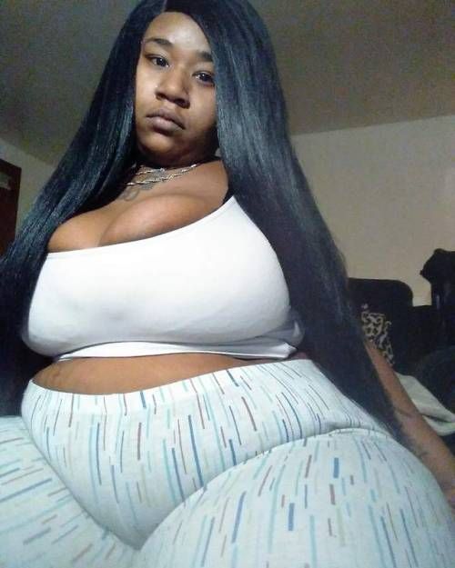 Big black women with curves