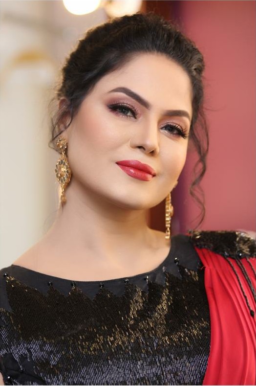 Actress pakistani nude veena malik