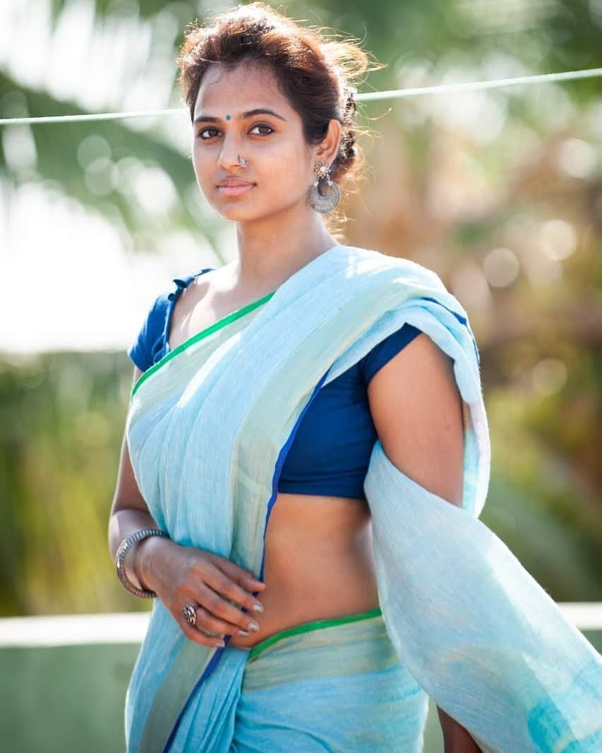 Tamil hot sexy girl photos