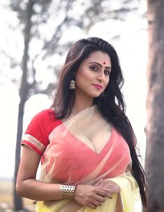 Indian actress nice hot big boobs