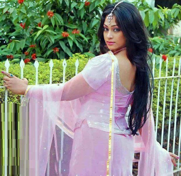 Bangladeshi star girl popy bum photo