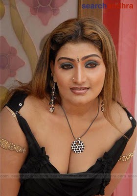 Indian actress nice hot big boobs